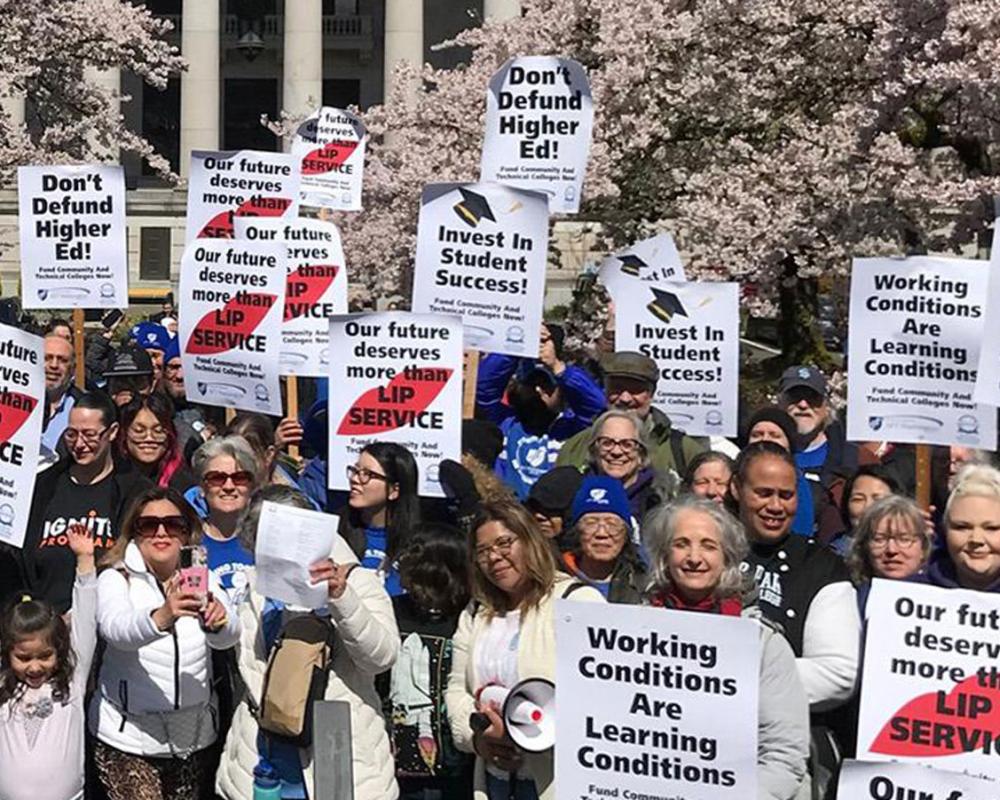 teachers protesting for funding