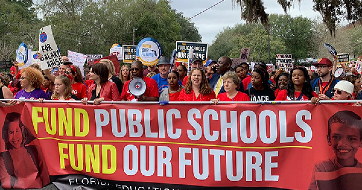 online news article on the topic of florida education policy